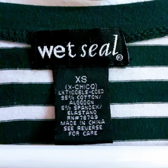 #K2 Girl's Wet Seal V-Neck T-shirt - Picture 5 of 5